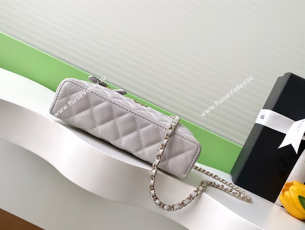Chanel Grained Calfskin Long Vanity Case with Chain Light Grey 2025 AP4407 (yezi-250526036)