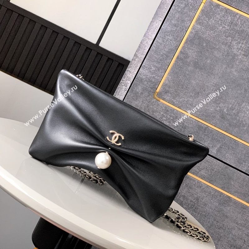 Chanel Shiny Lambskin Clutch with Chain AP4613 Black 2025 (yezi-250526011)