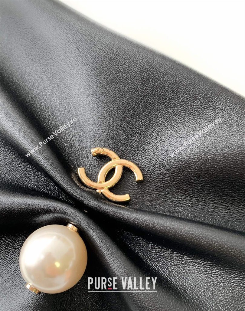 Chanel Shiny Lambskin Clutch with Chain AP4613 Black 2025 (yezi-250526011)
