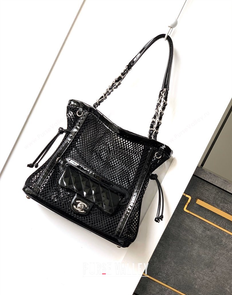 Chanel Small Mesh Patent Calfskin Shopping Bag Black 2025 CH052603 (yezi-250526061)