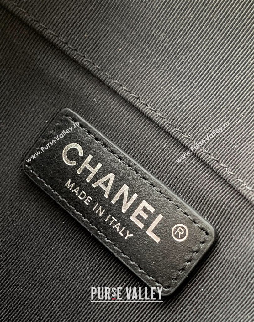 Chanel Small Mesh Patent Calfskin Shopping Bag Black 2025 CH052603 (yezi-250526061)