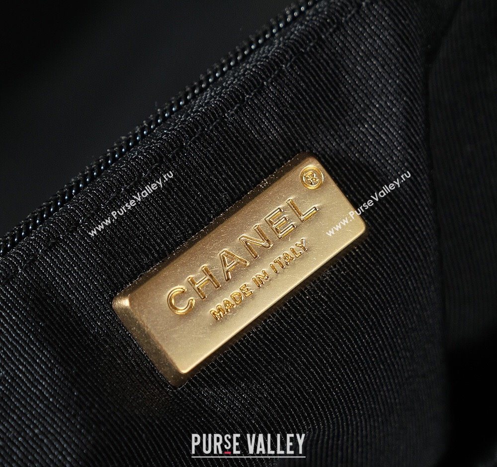Chanel Lambskin Hobo Bag Black 2025 CH052671 (yezi-250526071)