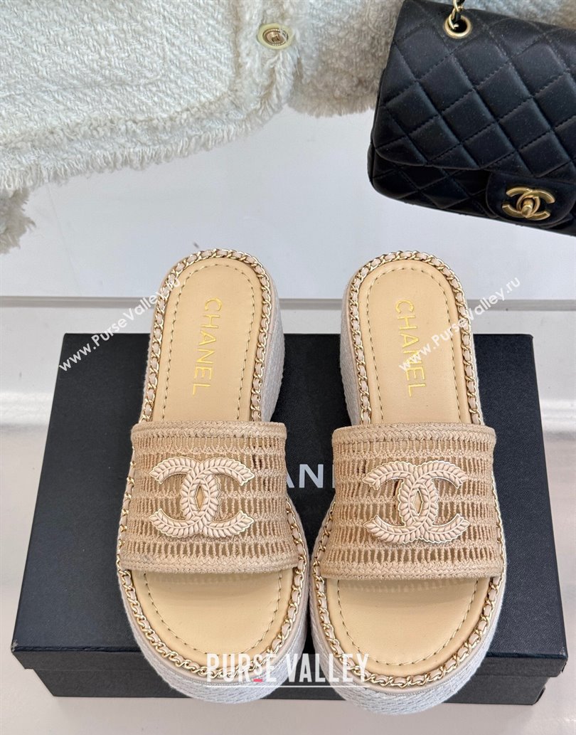 Chanel Crochet Wedge Slides Sandal with Chain Beige2 2025 CH061004 (MD-250610014)
