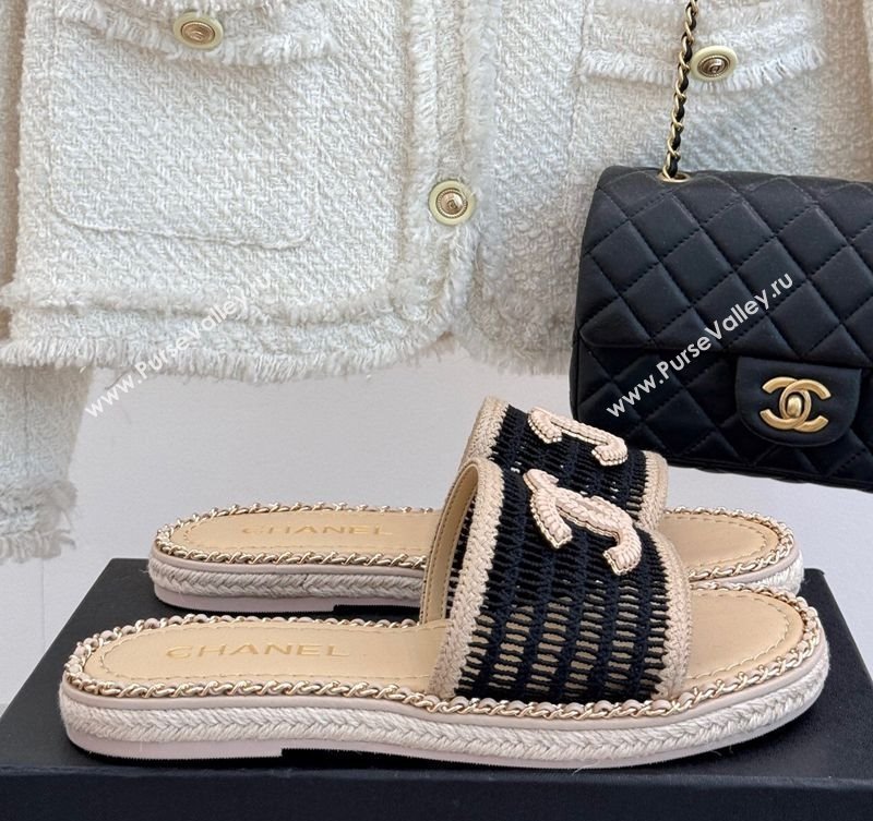 Chanel Crochet Flat Slides Sandal with Chain Beige/Black 2025 CH061004 (MD-250610017)