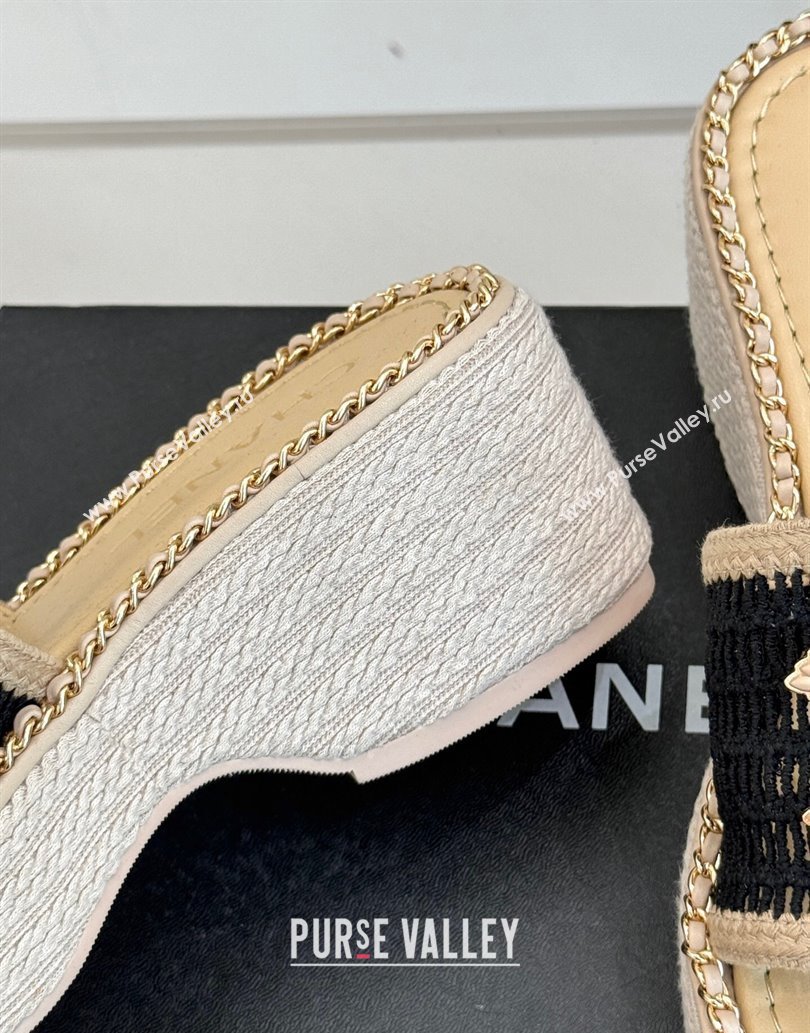 Chanel Crochet Wedge Slides Sandal with Chain Beige/Black 2025 CH061004 (MD-250610013)
