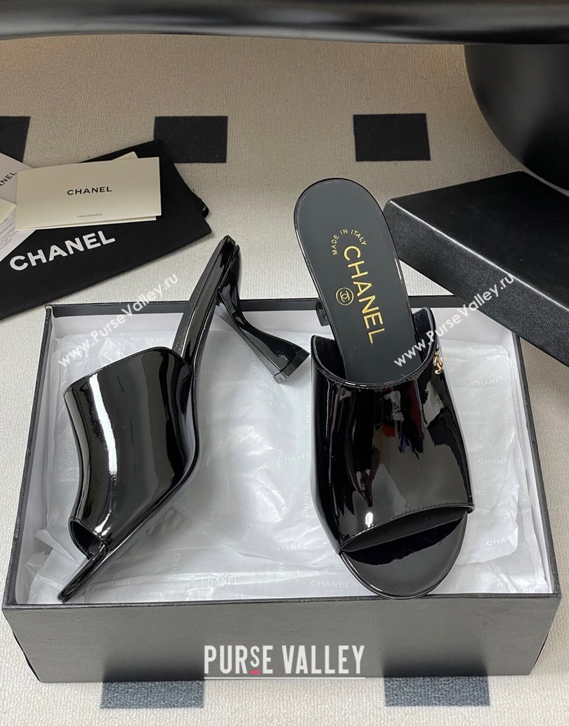 Chanel Patent Calfskin Heel Slides Sandal 8.5cm Black 2025 CH061015 (MD-250610085)