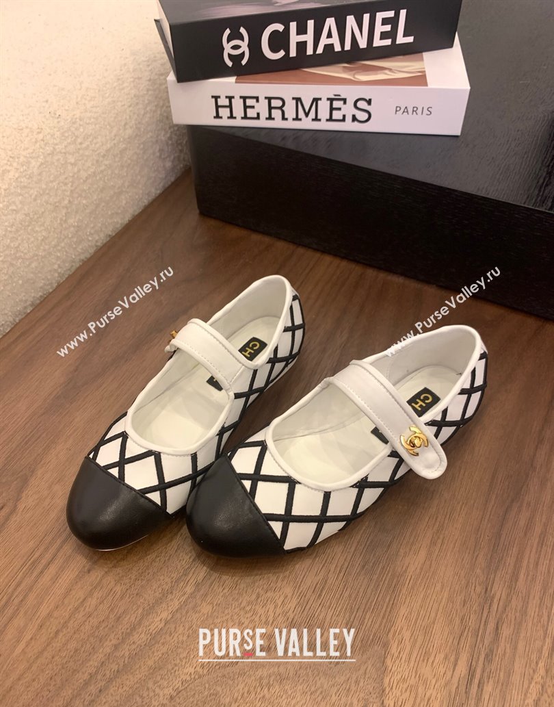 Chanel Quilted Calfskin Mary Janes Ballet Flats White 2025 CH061022 (MD-250610133)