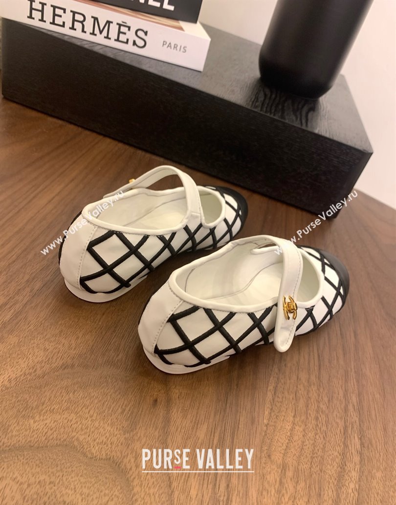 Chanel Quilted Calfskin Mary Janes Ballet Flats White 2025 CH061022 (MD-250610133)