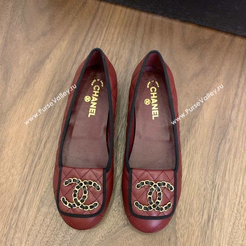 Chanel Quilted Lambskin Loafers with Chain CC Foldover Dark Burgundy 2025 CH061023 (MD-250610135)