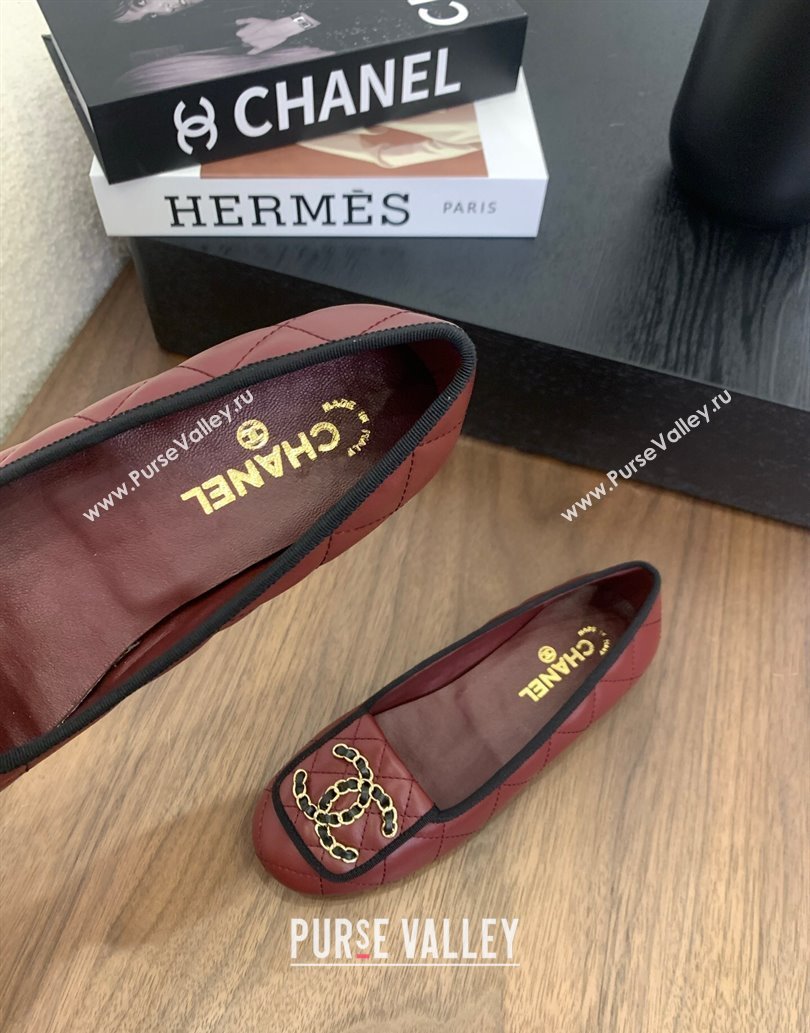Chanel Quilted Lambskin Loafers with Chain CC Foldover Dark Burgundy 2025 CH061023 (MD-250610135)
