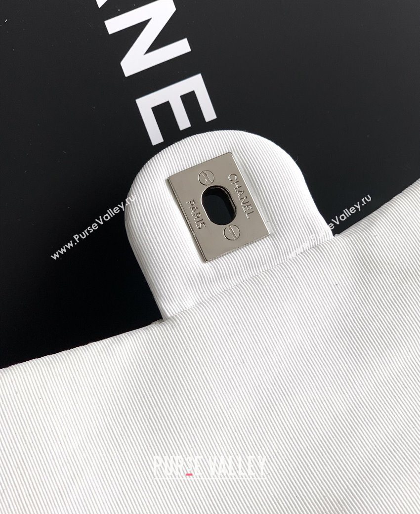 Chanel Medium Mesh Patent Calfskin Shopping Bag White 2025 CH052603 (yezi-250702085)