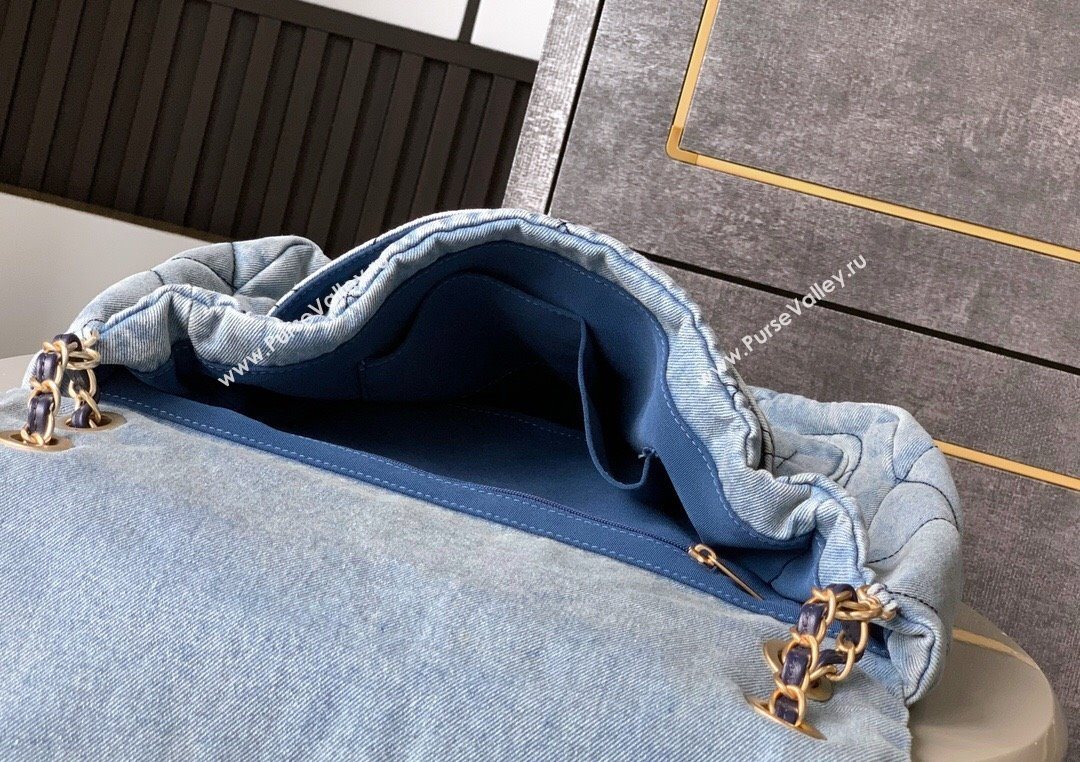 Chanel Denim Flap Bag with Large Pocket Light Blue 2025 CH070301 (yezi-250703014)