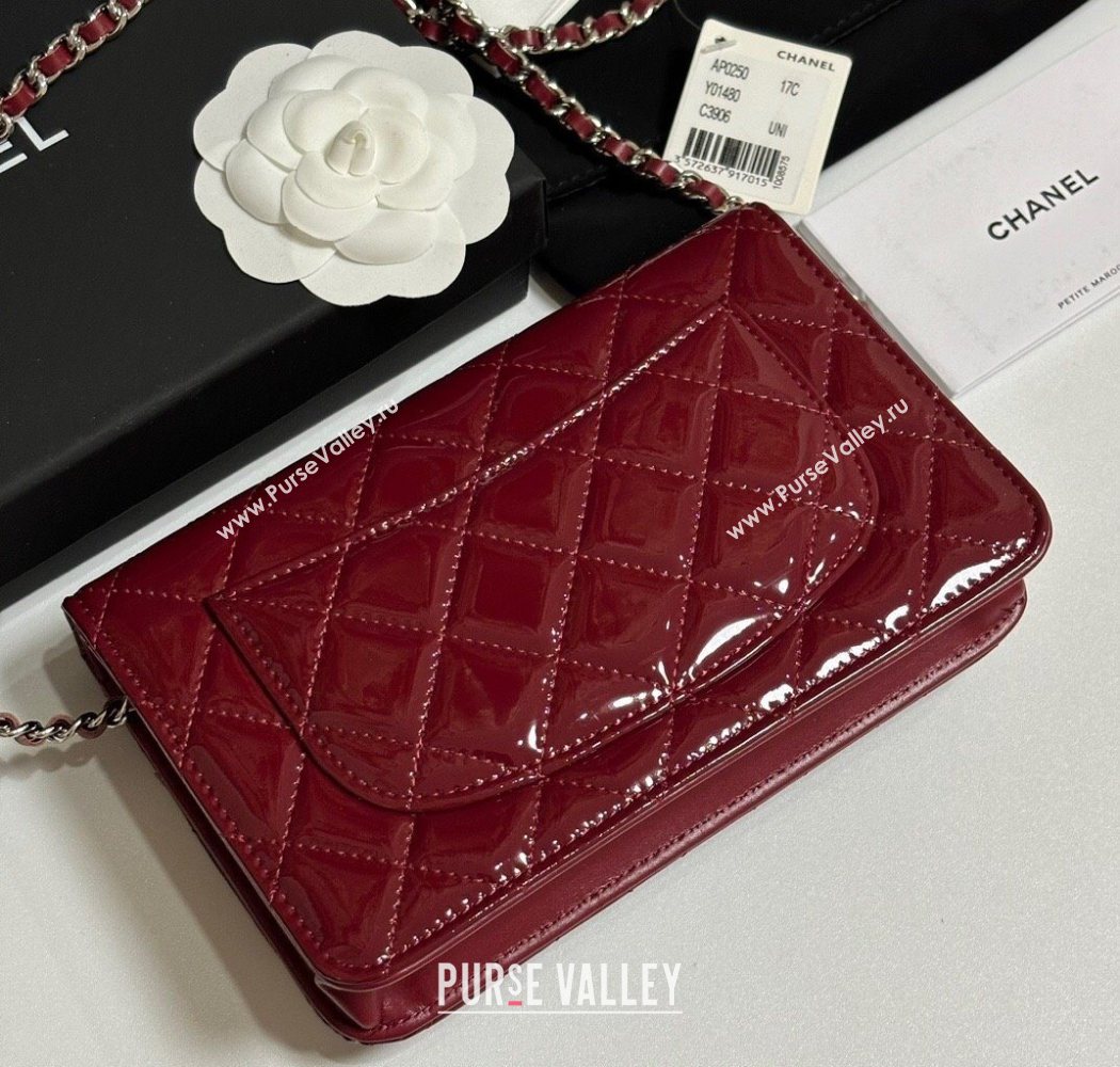 Chanel Patent Calfskin Classic Wallet on Chain WOC Red/Silver 2025 AP0250 (yezi-250703085)