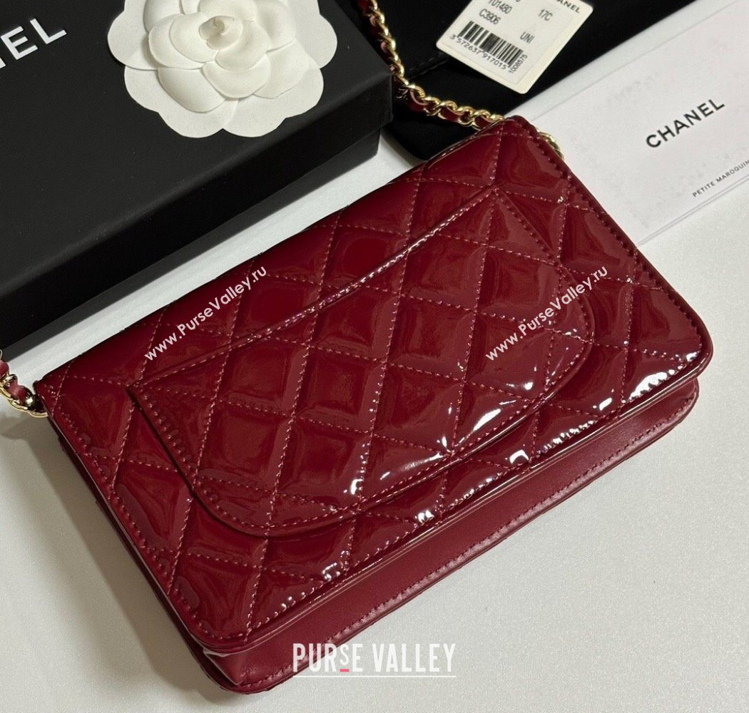 Chanel Patent Calfskin Classic Wallet on Chain WOC Red/Gold 2025 AP0250 (yezi-250703086)