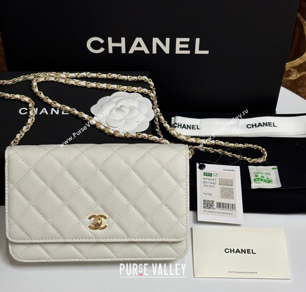Chanel Grained Shiny Calfskin Classic Wallet on Chain WOC White 2025 AP4241 (yezi-250703092)