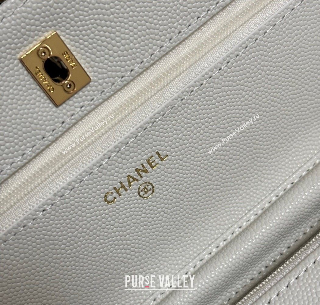 Chanel Grained Shiny Calfskin Classic Wallet on Chain WOC White 2025 AP4241 (yezi-250703092)