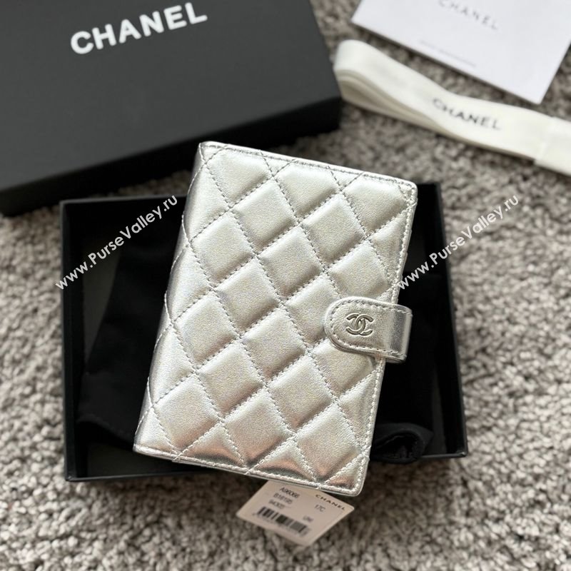 Chanel Lambskin Passport Cover Silver-Tone 2025 A3658 (yezi-250702063)