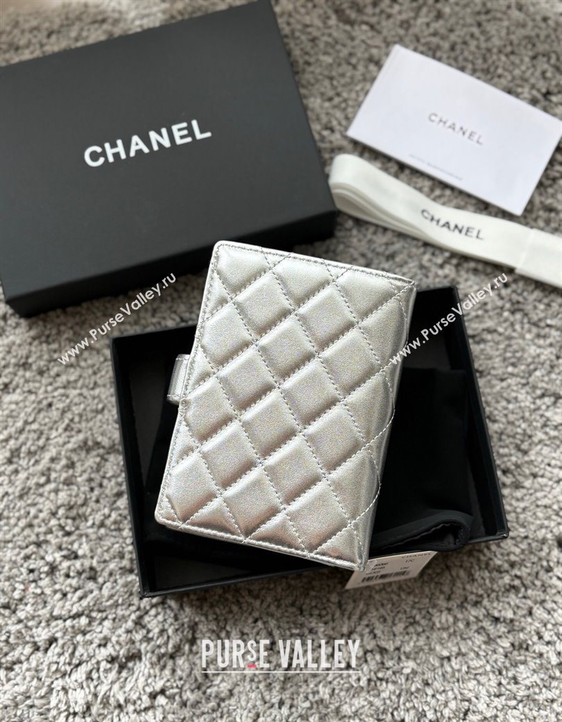 Chanel Lambskin Passport Cover Silver-Tone 2025 A3658 (yezi-250702063)