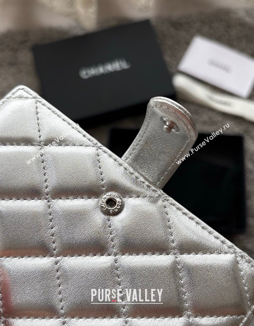 Chanel Lambskin Passport Cover Silver-Tone 2025 A3658 (yezi-250702063)