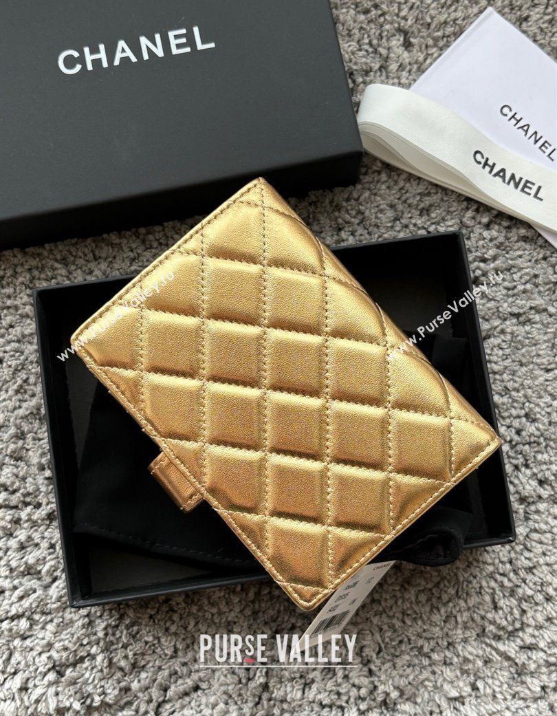 Chanel Lambskin Passport Cover Gold-Tone 2025 A3658 (yezi-250702064)