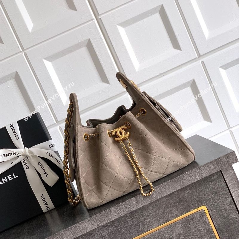 Chanel 25 Mini Hobo Handbag in Suede Grey 2025 AS5631 (yezi-250702069)