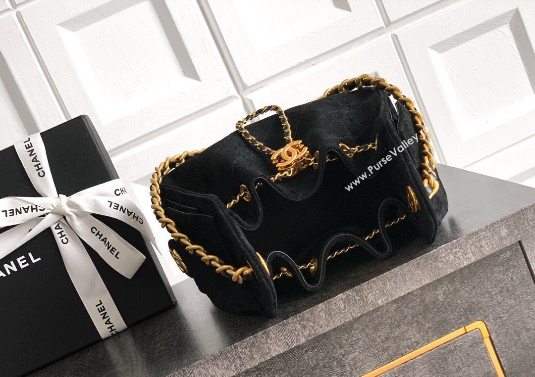 Chanel 25 Mini Hobo Handbag in Suede Black 2025 AS5631 (yezi-250702071)