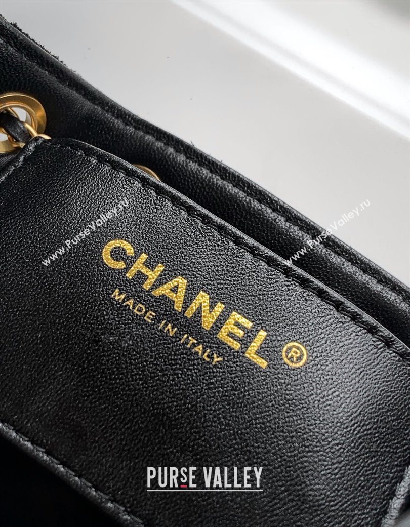 Chanel 25 Mini Hobo Handbag in Suede Black 2025 AS5631 (yezi-250702071)