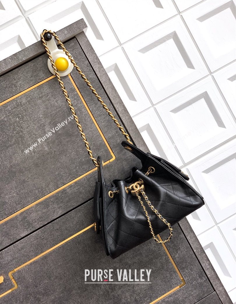 Chanel 25 Mini Hobo Handbag in Grained Calfskin Black 2025 AS5631 (yezi-250702077)