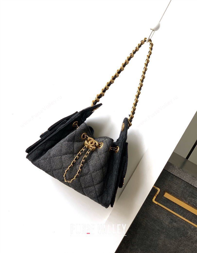 Chanel 25 Mini Hobo Handbag in Denim Grey 2025 AS5631 (yezi-250702078)