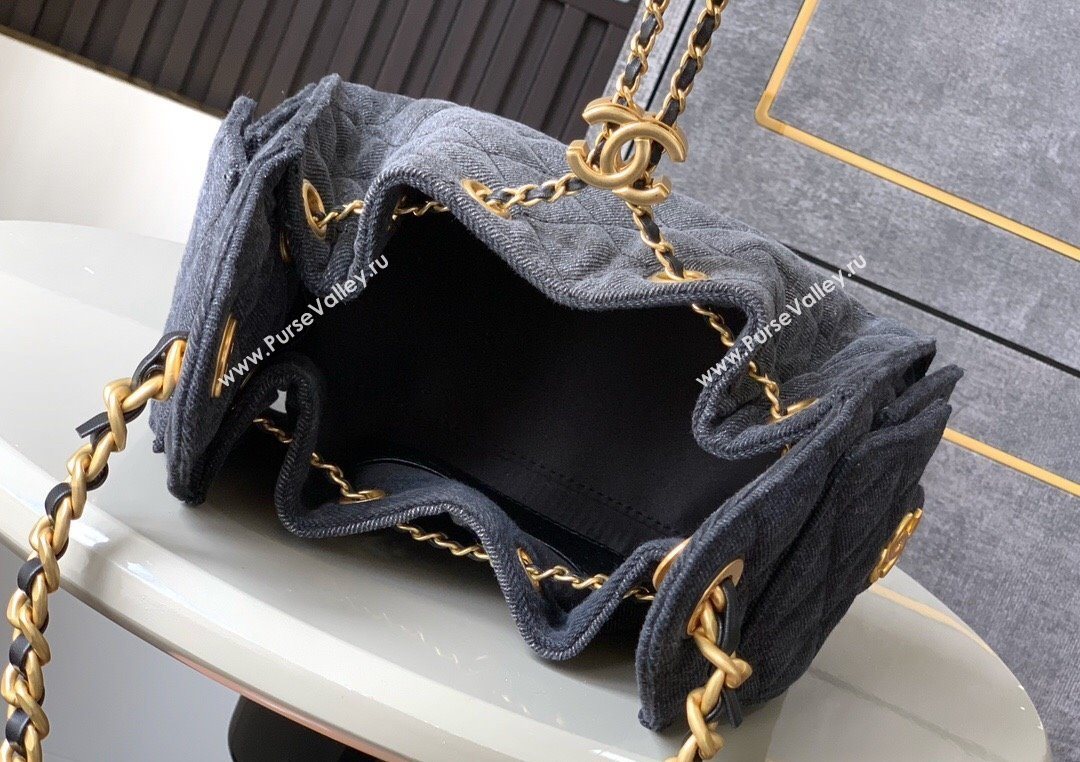 Chanel 25 Mini Hobo Handbag in Denim Grey 2025 AS5631 (yezi-250702078)