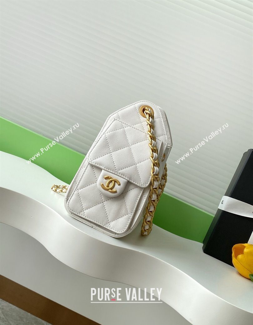 Chanel 25 Mini Hobo Handbag in Grained Calfskin White 2025 AS5631 (yezi-250702081)