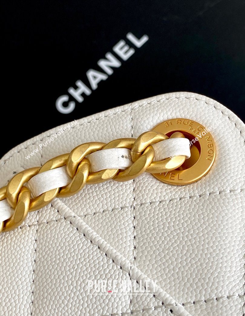 Chanel 25 Mini Hobo Handbag in Grained Calfskin White 2025 AS5631 (yezi-250702081)