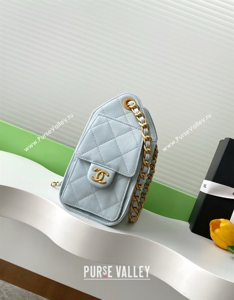 Chanel 25 Mini Hobo Handbag in Grained Calfskin Light Blue 2025 AS5631 (yezi-250702082)
