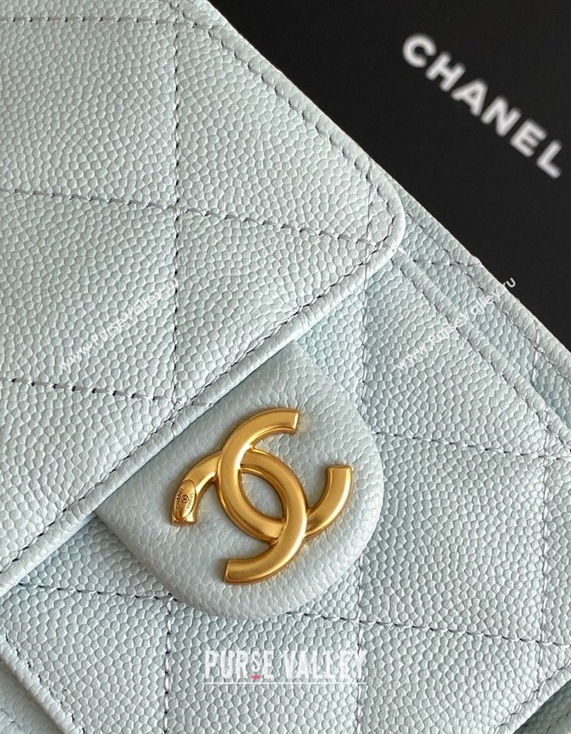 Chanel 25 Mini Hobo Handbag in Grained Calfskin Light Blue 2025 AS5631 (yezi-250702082)