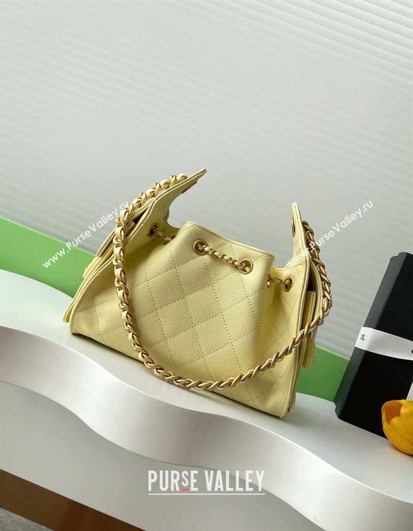Chanel 25 Mini Hobo Handbag in Grained Calfskin Light Yellow 2025 AS5631 (yezi-250702083)