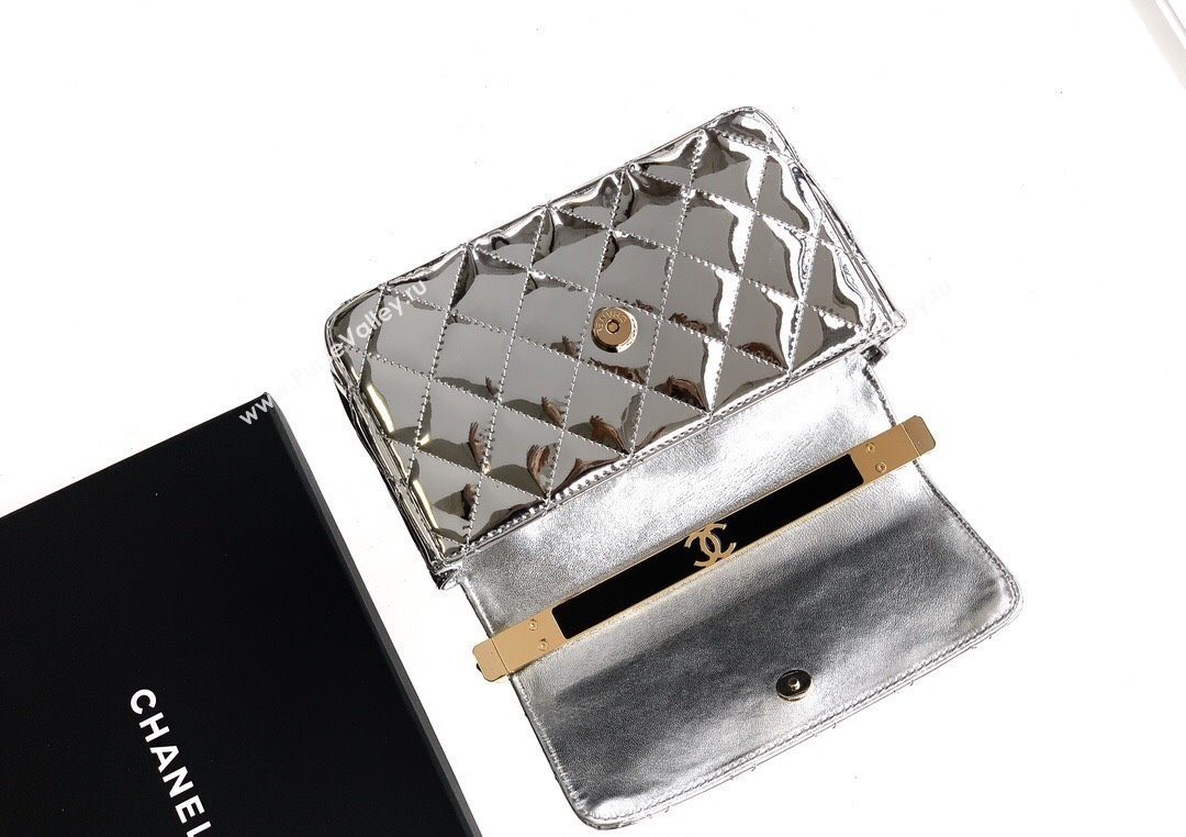Chanel Patent Calfskin Mini Flap Bag with Top Handle Bag Silver 2025 0702 (yezi-250702046)
