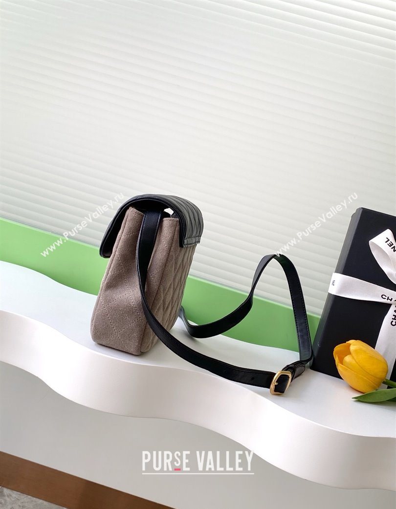 Chanel Suede Lambskin Phone Holder with Strap Black/Grey 2025 AP4679 (yezi-250703050)