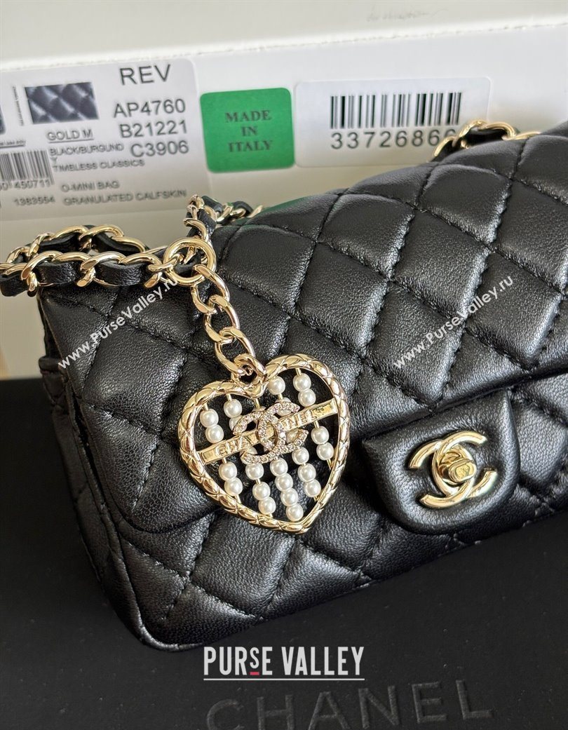 Chanel Lambskin Classic Mini Bag with hook and Heart Charm Black 2025 AP4760 (yezi-250703045)