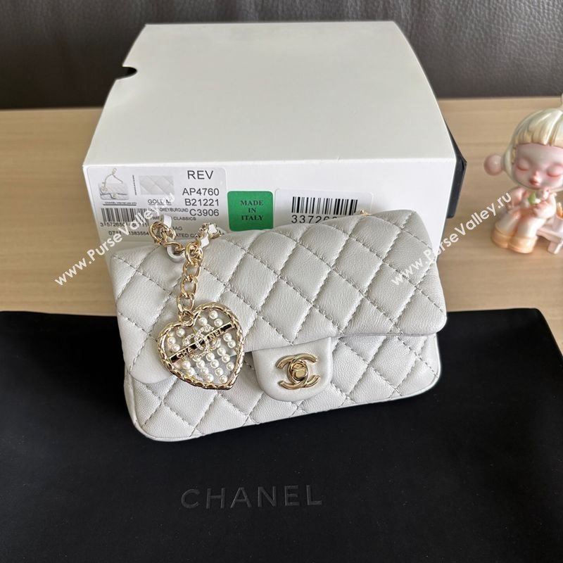 Chanel Lambskin Classic Mini Bag with hook and Heart Charm Light Grey 2025 AP4760 (yezi-250703047)