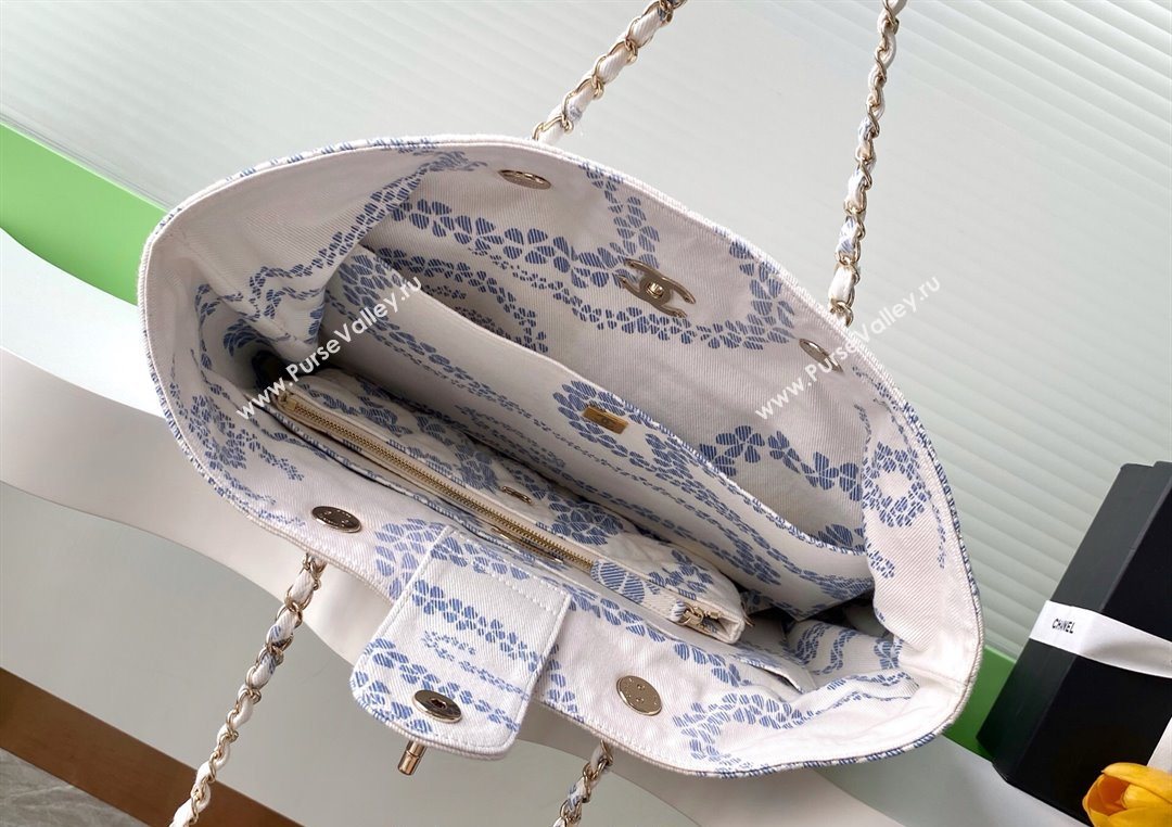 Chanel Printed Denim Shopping Bag White/Blue 2025 AS5429 (yezi-250702095)