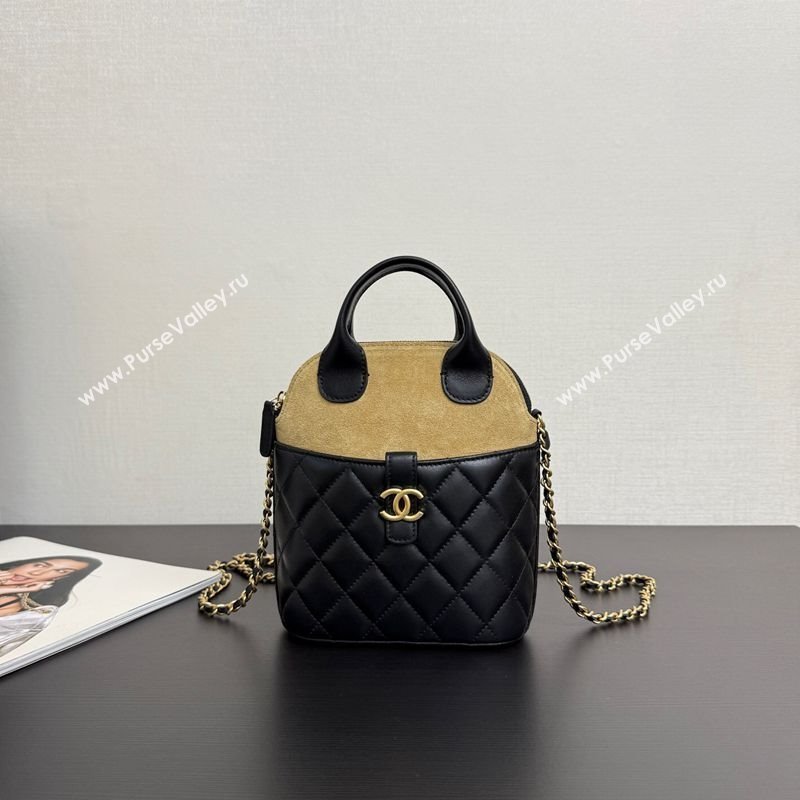 Chanel Suede Lambskin Clutch with Chain Beige/Black 2025 AP4742 (yezi-250703056)