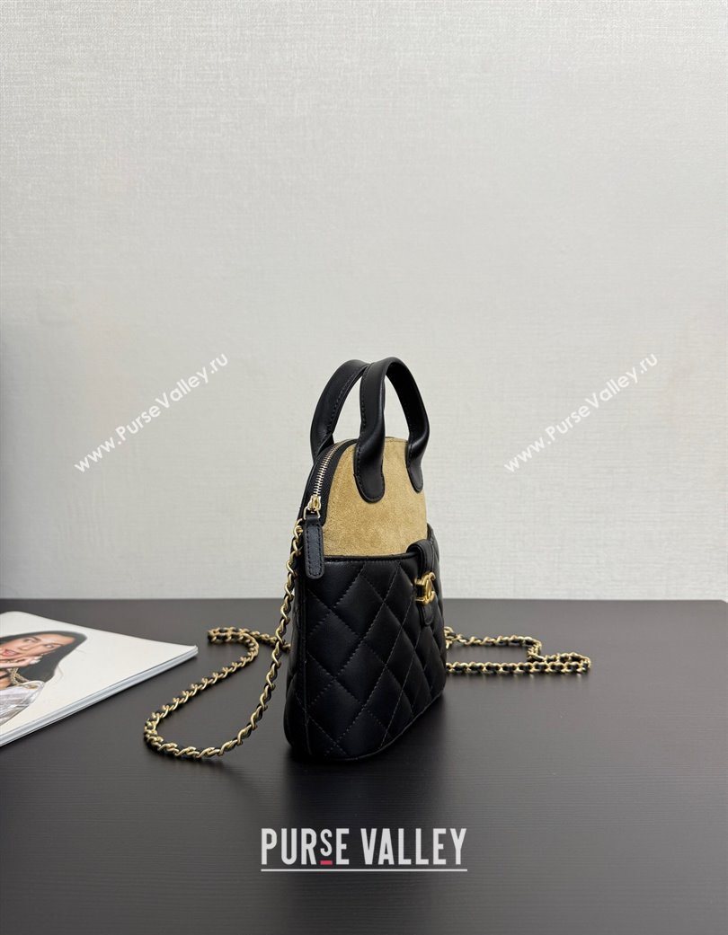 Chanel Suede Lambskin Clutch with Chain Beige/Black 2025 AP4742 (yezi-250703056)