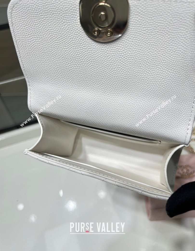 Chanel Grained Shiny Calfskin Clutch with Chain White 2025 AP3237 (yezi-250703061)