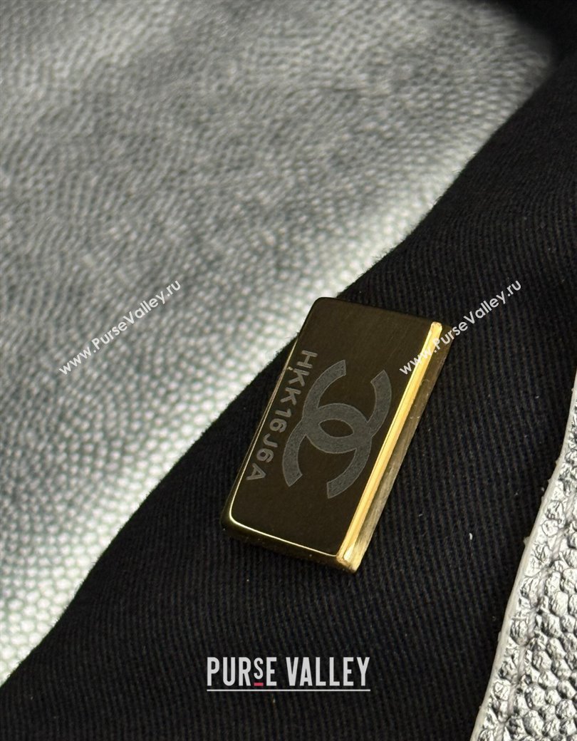 Chanel 25 Grained Calfskin Medium Handbag AS5311 Silver 2025 0811 (yezi-2508110053)