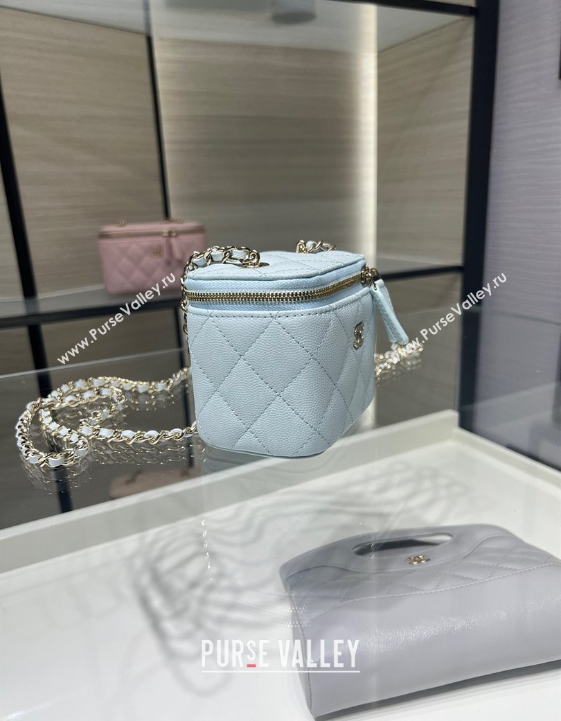 Chanel Grained Shiny Calfskin Classic Small Vanity with Chain Light Blue 2025 AP1340 (yezi-250812084)