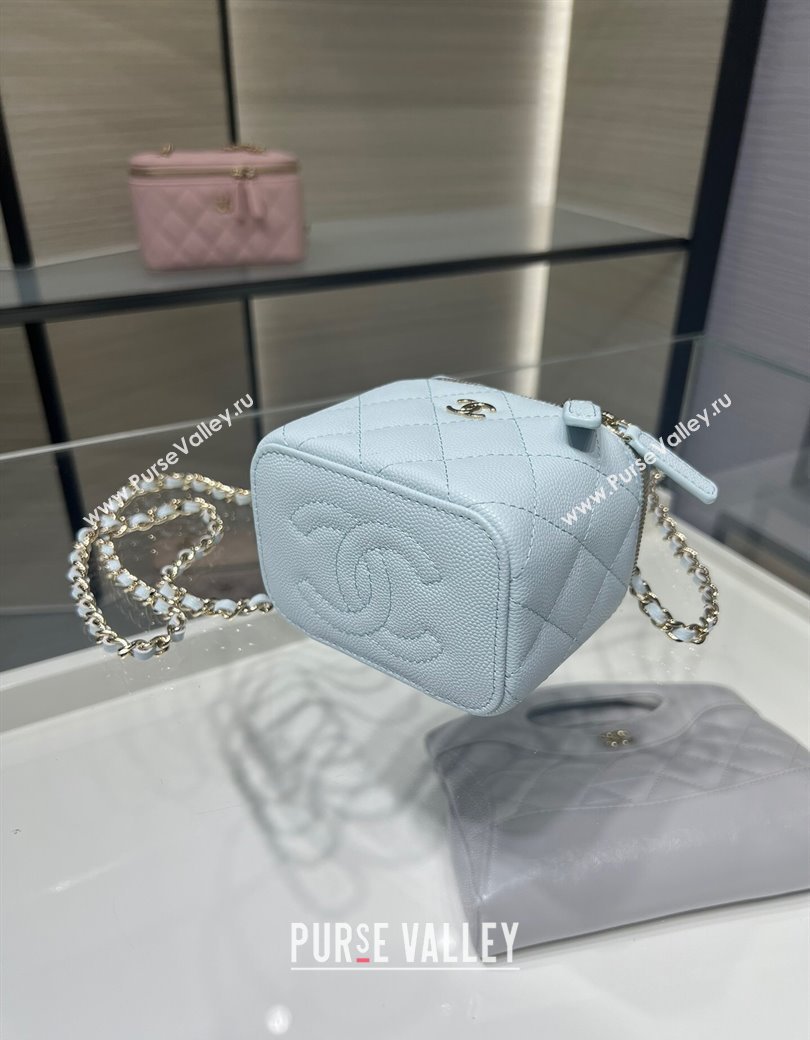 Chanel Grained Shiny Calfskin Classic Small Vanity with Chain Light Blue 2025 AP1340 (yezi-250812084)
