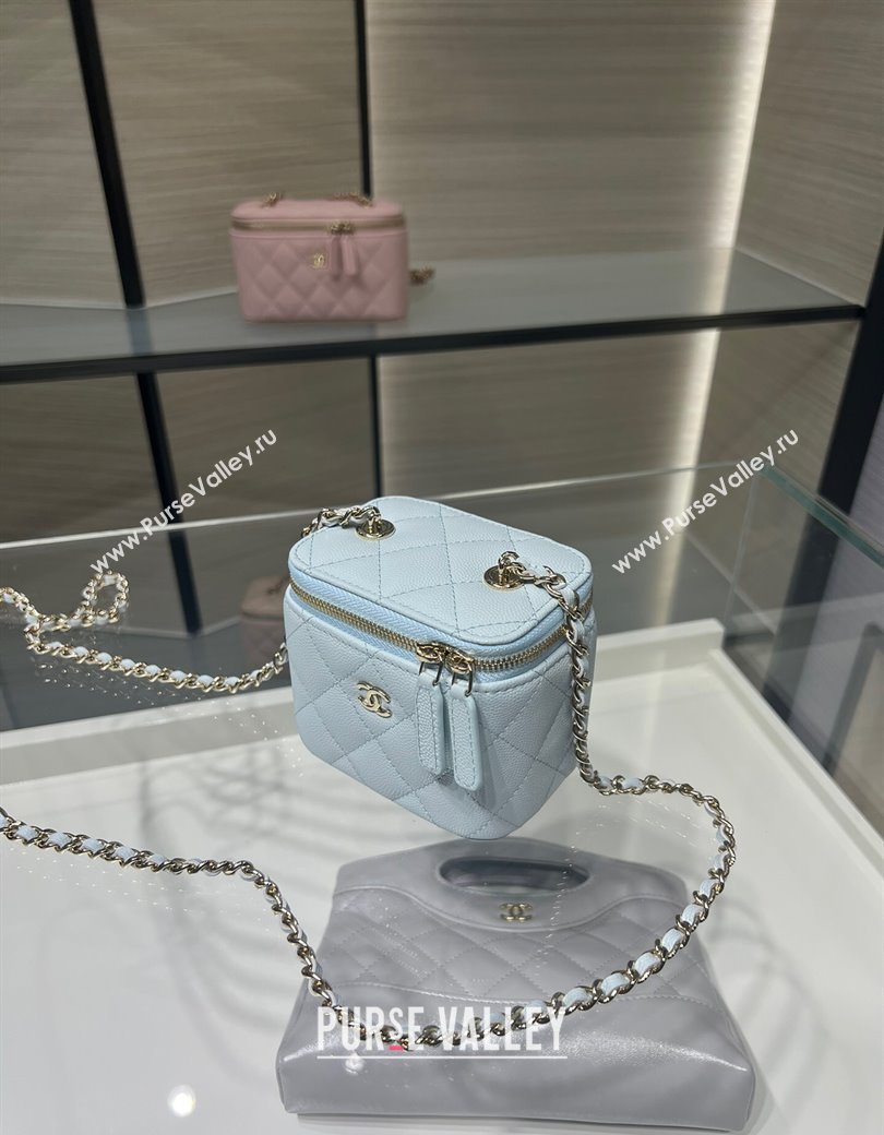 Chanel Grained Shiny Calfskin Classic Small Vanity with Chain Light Blue 2025 AP1340 (yezi-250812084)
