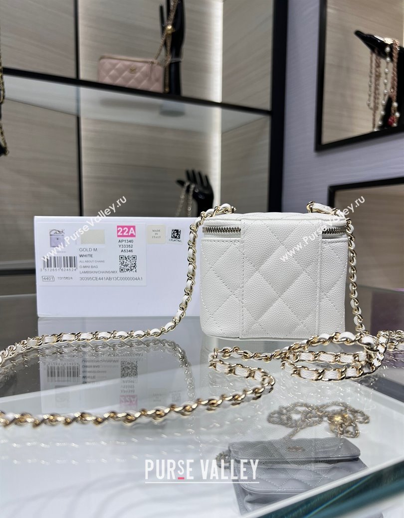 Chanel Grained Shiny Calfskin Classic Small Vanity with Chain White 2025 AP1340 (yezi-250812085)