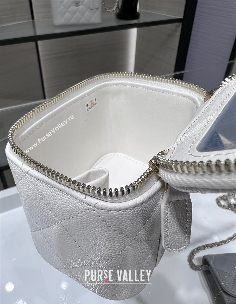 Chanel Grained Shiny Calfskin Classic Small Vanity with Chain White 2025 AP1340 (yezi-250812085)
