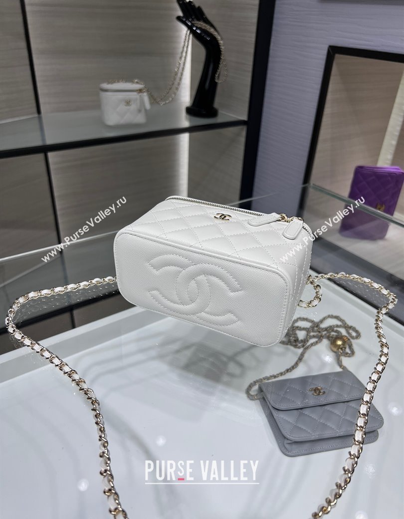 Chanel Grained Shiny Calfskin Classic Large Vanity with Chain White 2025 AP1341 (yezi-250812090)